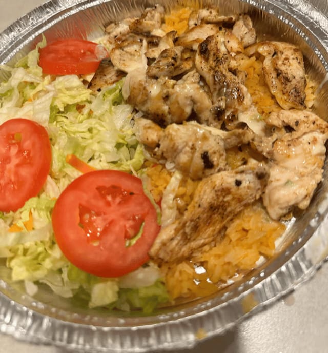 68. Arroz Con Pollo.